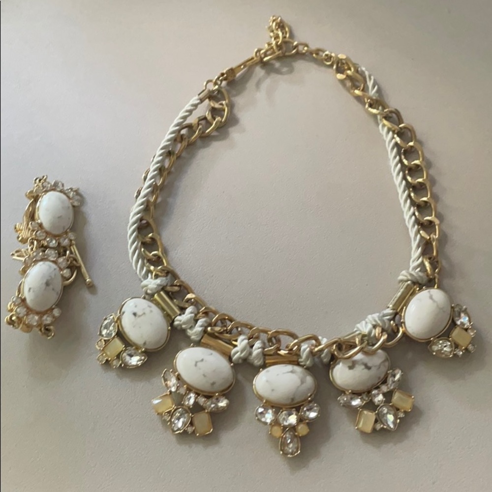 Ann Taylor necklace and bracelet